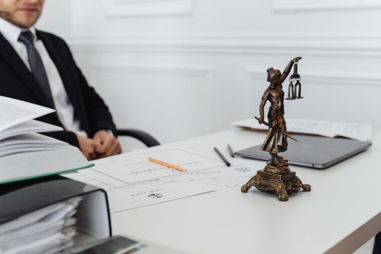 Exploring Paralegal & Legal Studies Programs: A Guide for Working Adults Ready to Take the Next Step