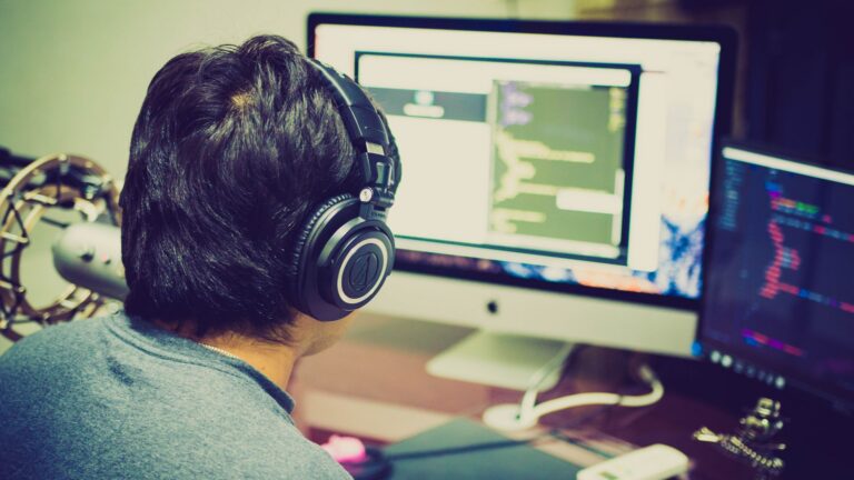 Is a Computer Science Degree Right for a Career Change?