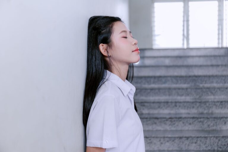 What to Expect Emotionally in Your First Semester Back at School as an Adult