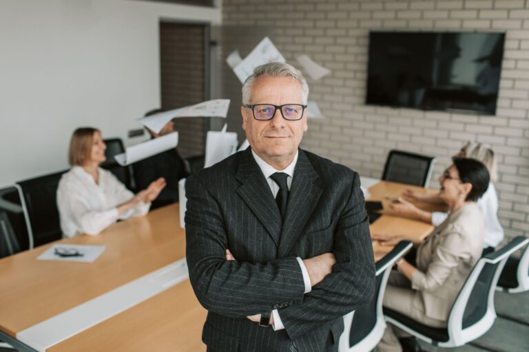 Exploring a Career in Organizational Leadership: Is It the Right Path for You?